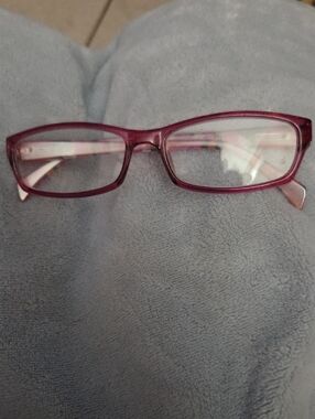 Women’s Rectangle Reading Glasses in Plum